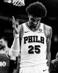 开云体育官网-键盘侠|快船最多一轮游&amp;逢高出哈登也挺好！不然把保罗请回来？